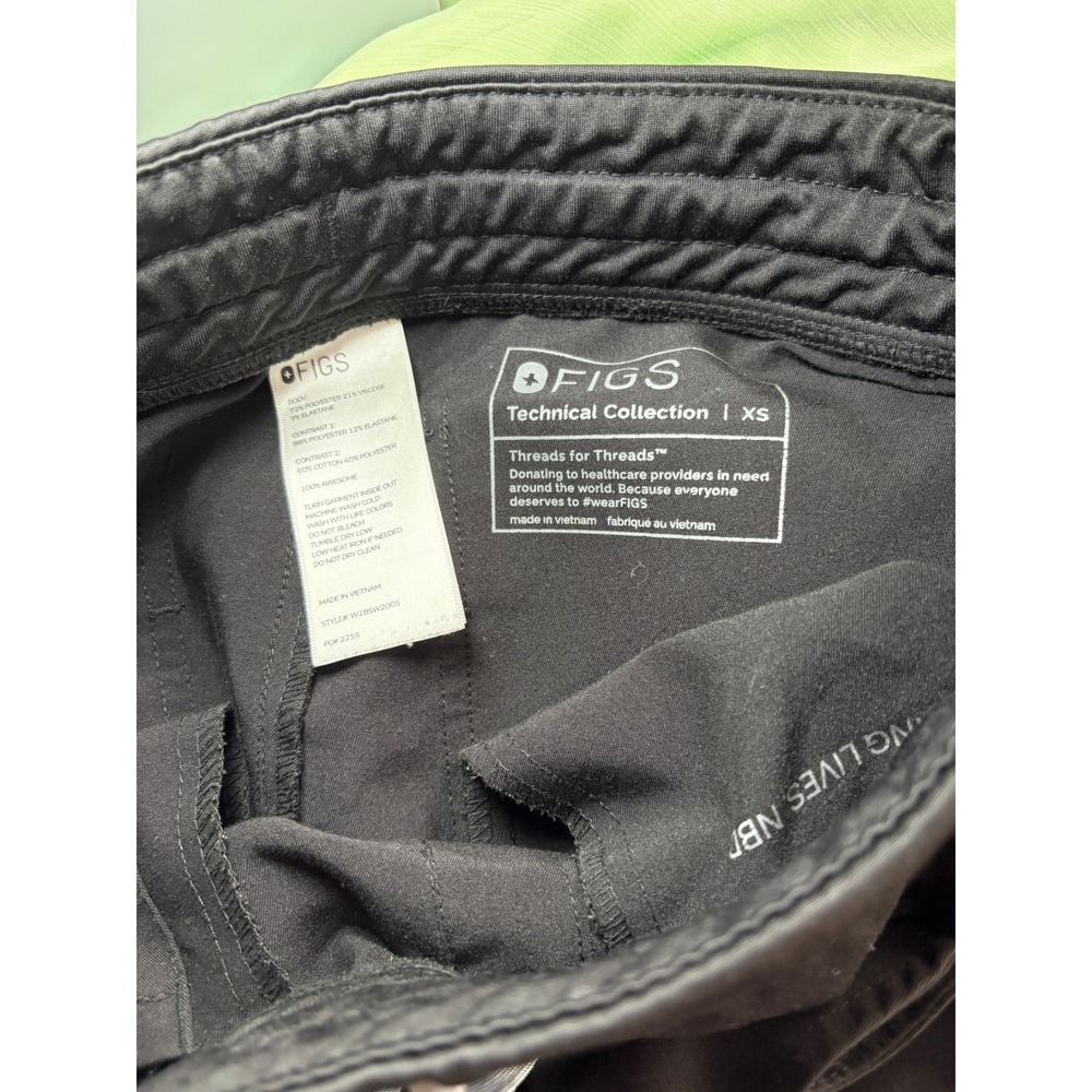 FIGS Scrub Joggers XS Black Technical Collection Zamora Cargo Pants - Picture 5 of 5